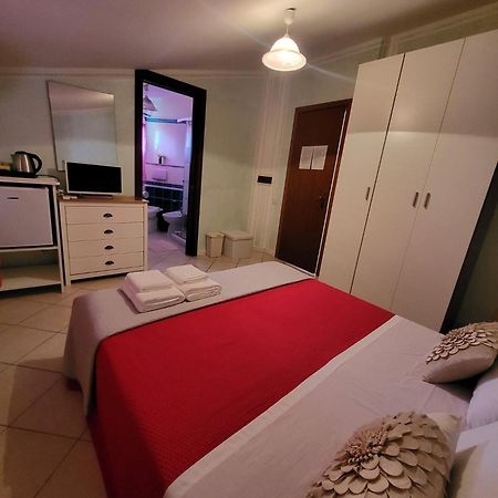 B&B Il Girasole SantʼAnna Arresi Exterior foto