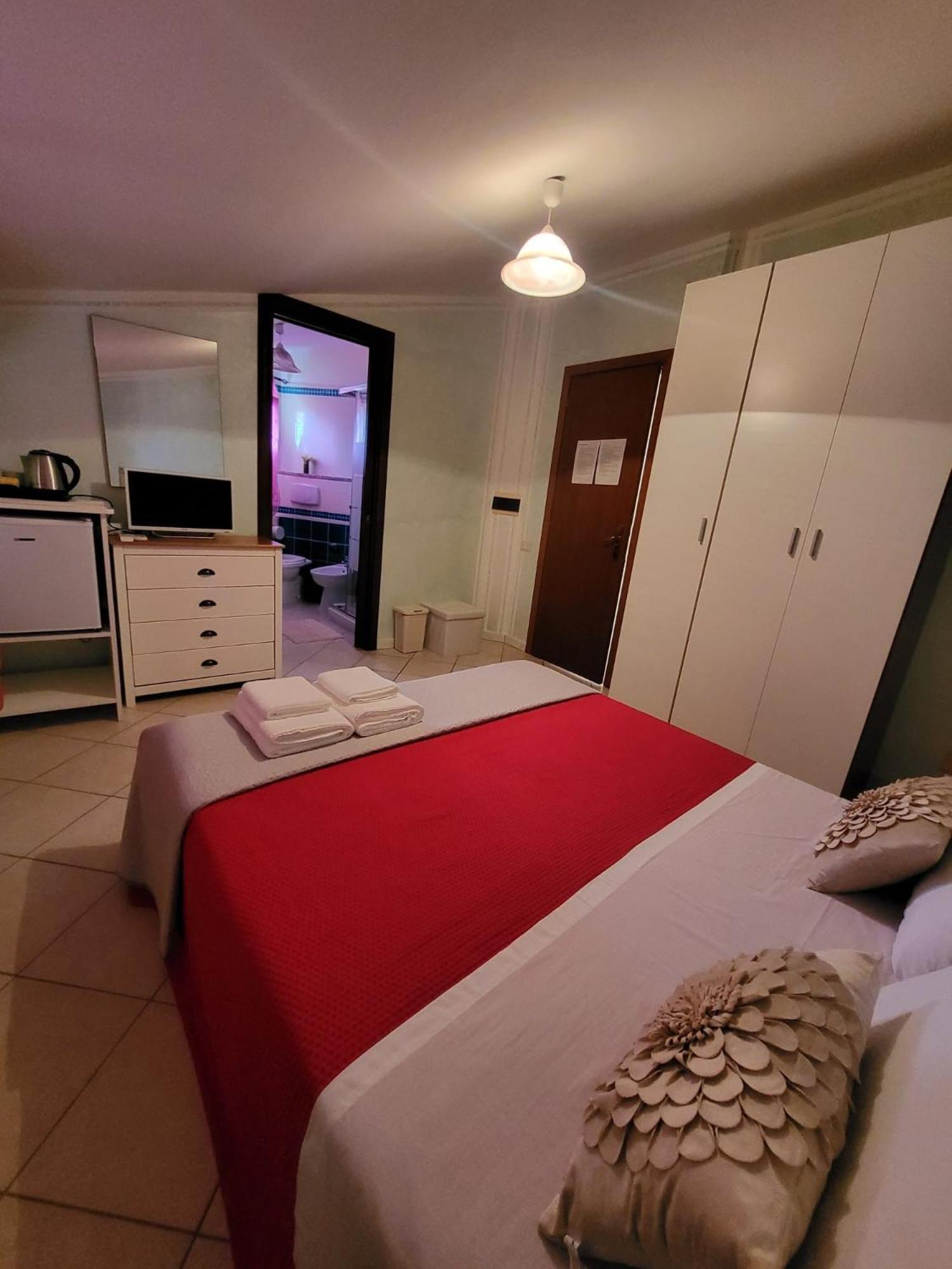 B&B Il Girasole SantʼAnna Arresi Exterior foto