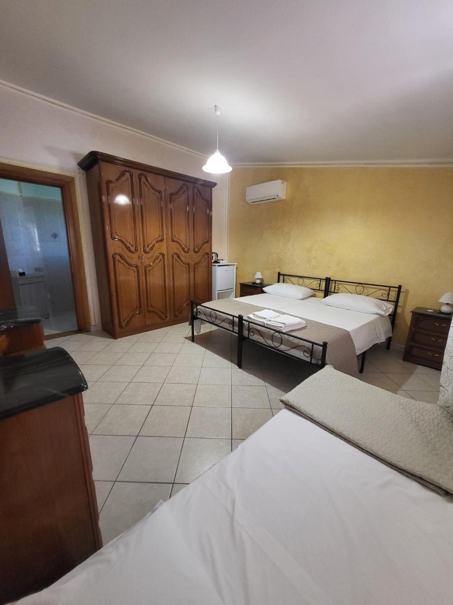 B&B Il Girasole SantʼAnna Arresi Exterior foto